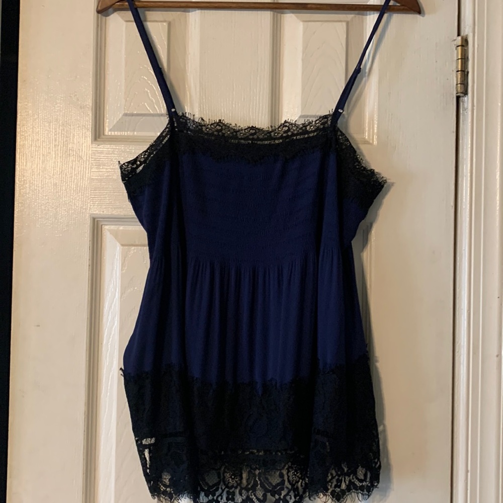 Express M tank top